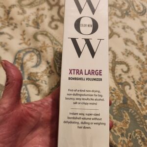 Color Wow Xtra Large Bombshell Volumizer